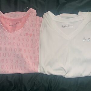 Set of 2 under armor athletic shirts!